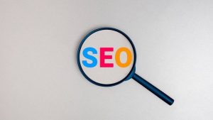 آموزش کامل بازاریابی آنلاین: چکیده تجربیات نی نی سایت (۹ مورد کلیدی) + سوالات متداول و جدول جامع