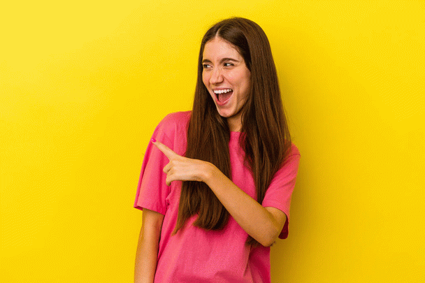 درآمدزایی از طراحی و فروش محصولات دیجیتال