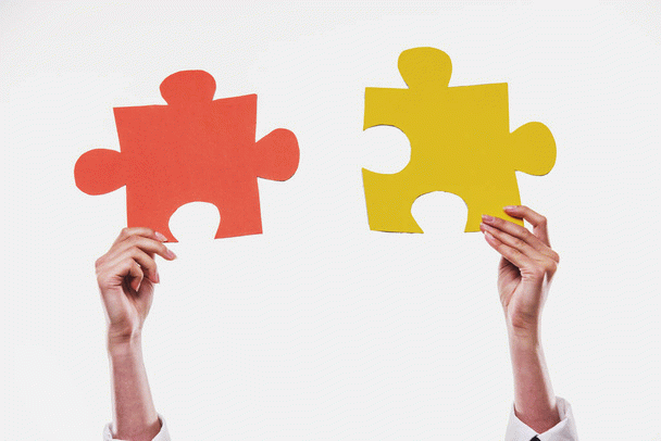 چطور می‌توان در رابطه از احساسات وابستگی نادرست دوری کرد؟