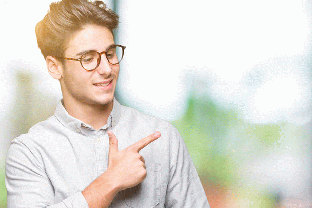 شناخت دقیق مخاطب هدف: کلید موفقیت فروشگاه اینترنتی شما (16 راهکار جامع)